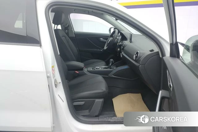 Audi Q2L 2020 Белый из Китая, фото 4