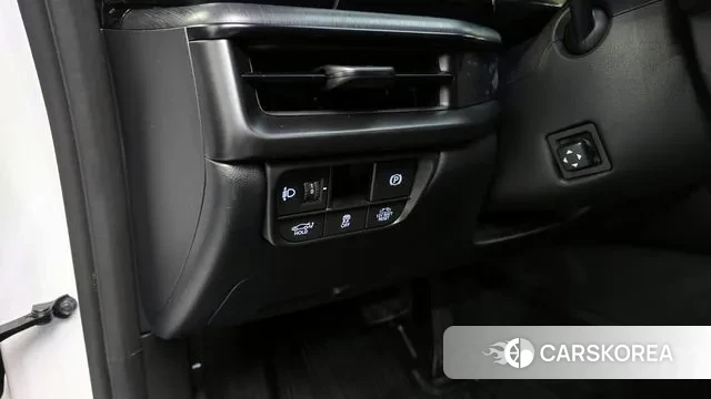 Hyundai Grandeur Hybrid (GN7) 2023 Белый из Кореи, фото 4