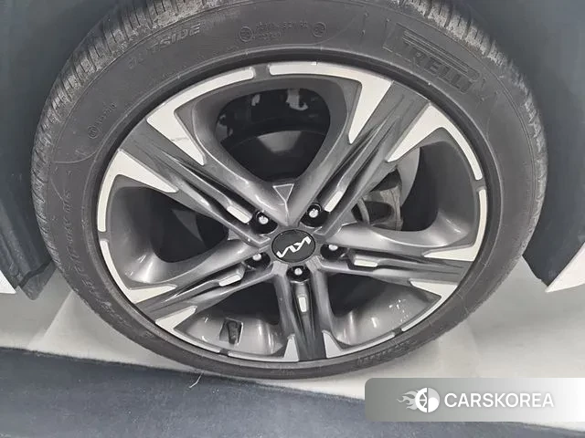 Kia K5 3rd generation 2023 Белый из Кореи, фото 4