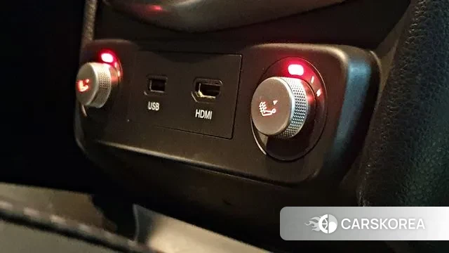 Ssangyong Tivoli Armor 2019 Белый из Кореи, фото 4