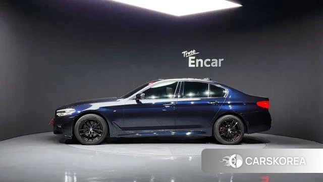 BMW 5 Series (G30) 2018 Черный из Кореи, фото 4