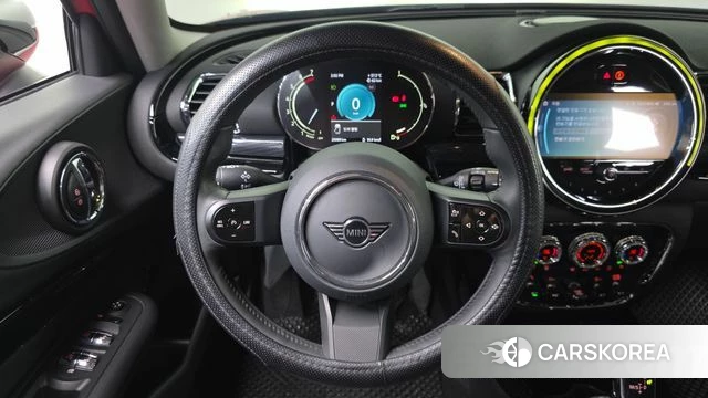 Mini Cooper Clubman 2023 Красный из Кореи, фото 4