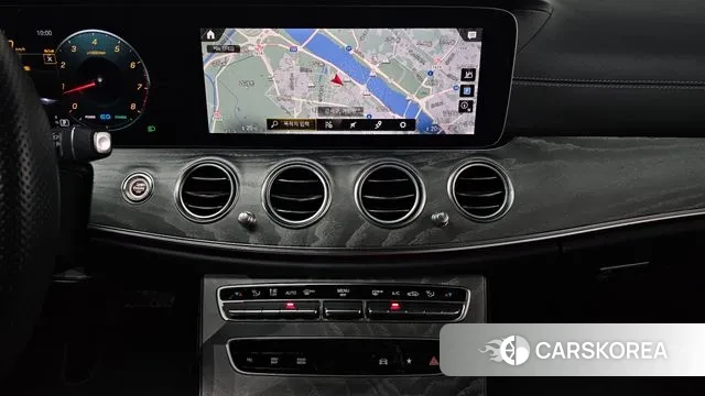 Mercedes-Benz E-Class W213 2023 Серый из Кореи, фото 4