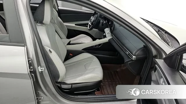 Hyundai Avante Hybrid (CN7) 2022 Серый из Кореи, фото 4