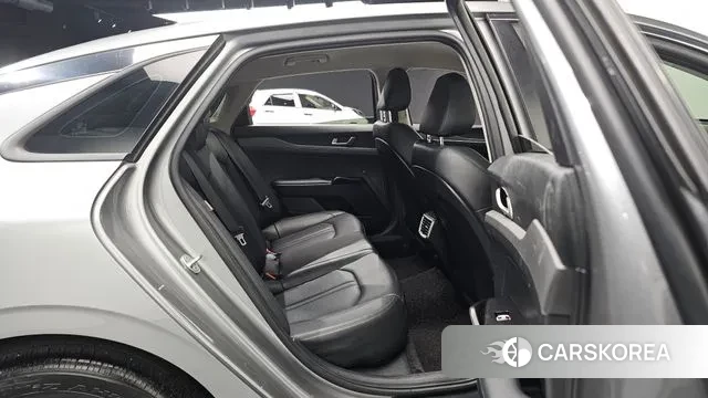 Kia K5 3rd generation 2021 Серебряный из Кореи, фото 4