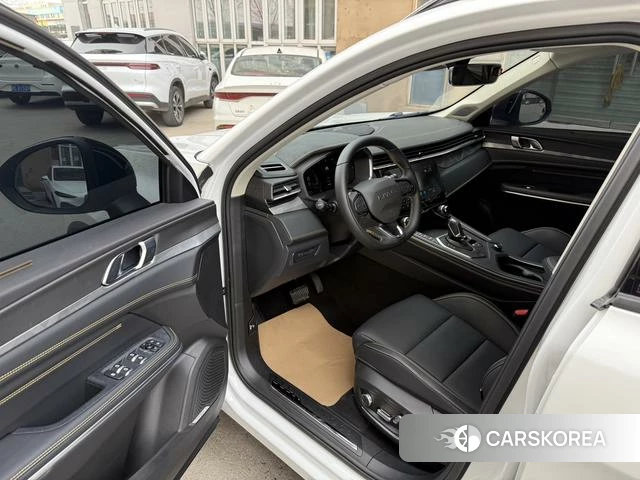 Lynk 01 2024 Белый из Китая, фото 4