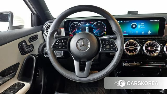 Mercedes-Benz A-Class W177 2020 Белый из Кореи, фото 4