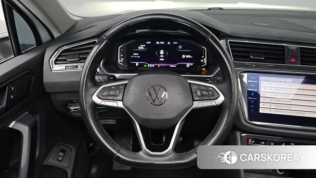 Volkswagen Tiguan second Generation 2022 Белый из Кореи, фото 4