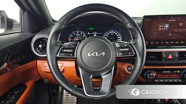 Kia The New K3 2nd generation 2023 Белый из Кореи, фото 4