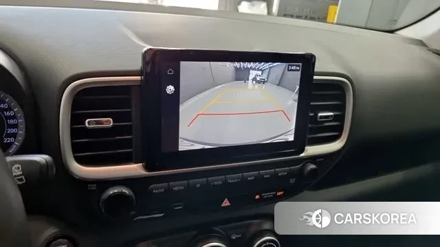 Hyundai Venue 2022 Белый из Кореи, фото 4