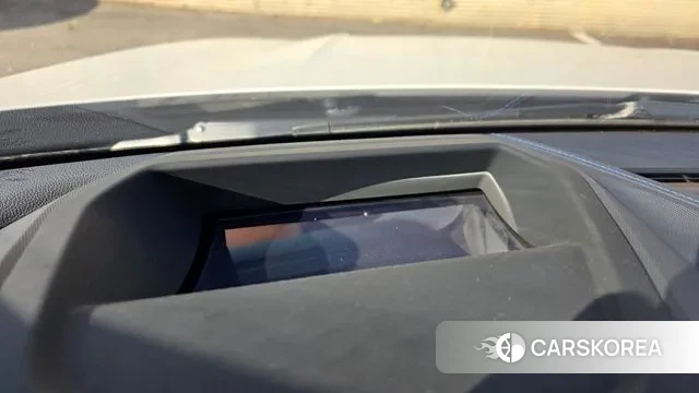 BMW 1 Series (F40) 2023 Белый из Кореи, фото 4