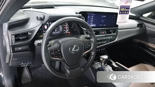Lexus ES300h 7th generation 2024 Черный из Кореи, фото 4