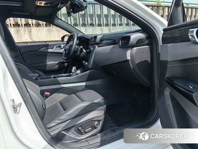 Lynk 03 2022 Белый из Китая, фото 4