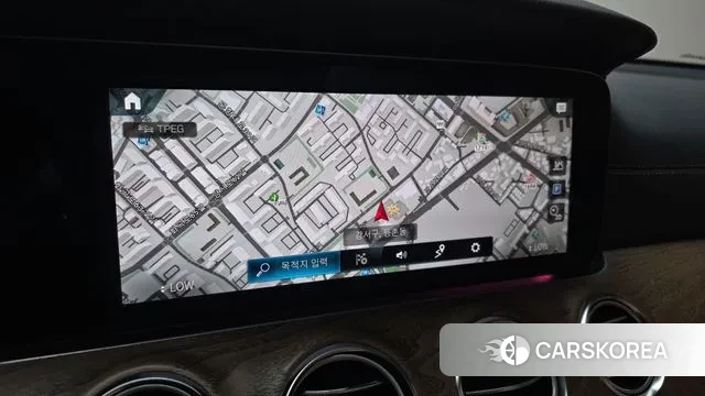 Mercedes-Benz E-Class W213 2023 Белый из Кореи, фото 4