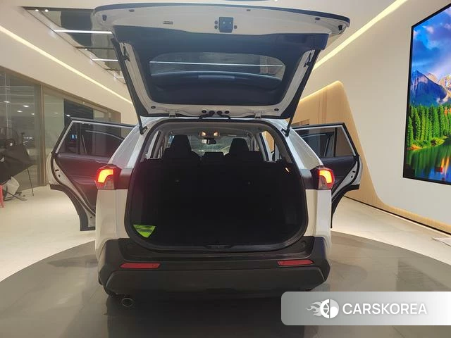 Toyota RAV4 Rongfang 2022 Белый из Китая, фото 4