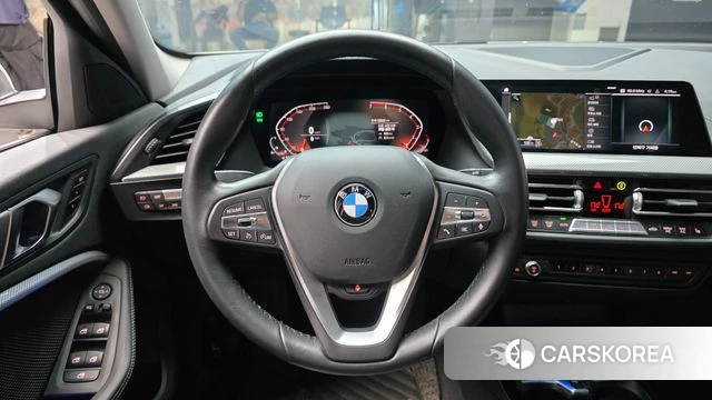 BMW 1 Series (F40) 2022 Белый из Кореи, фото 4