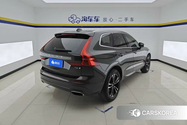 Volvo XC60 2019 Темно-серый из Китая, фото 4