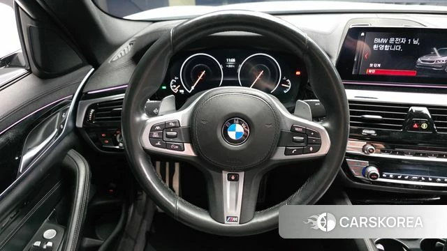 BMW 5 Series (G30) 2019 Белый из Кореи, фото 4