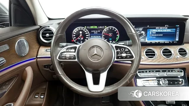 Mercedes-Benz E-Class W213 2020 Серый из Кореи, фото 4
