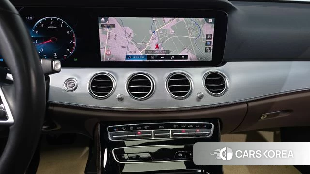 Mercedes-Benz E-Class W213 2020 Белый из Кореи, фото 4