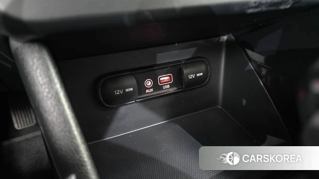 Kia Niro 2018 Синий из Кореи, фото 4