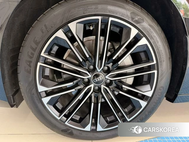 Audi A6L 2023 Черный из Китая, фото 4