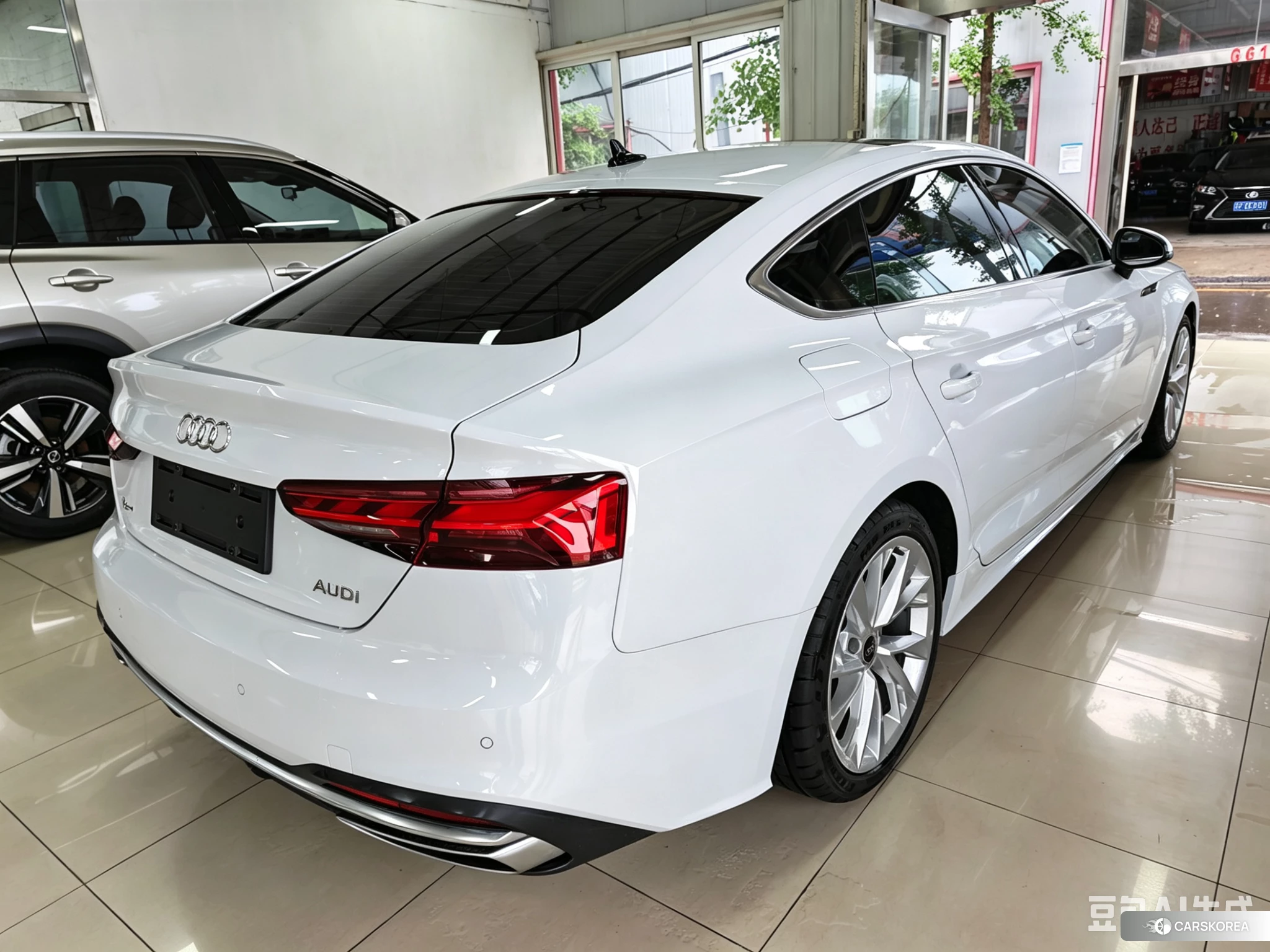 Audi A5 2020 Белый из Китая, фото 4