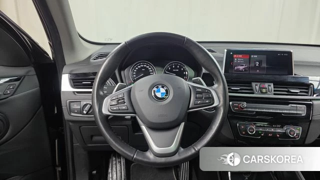 BMW X1 (F48) 2022 Черный из Кореи, фото 4