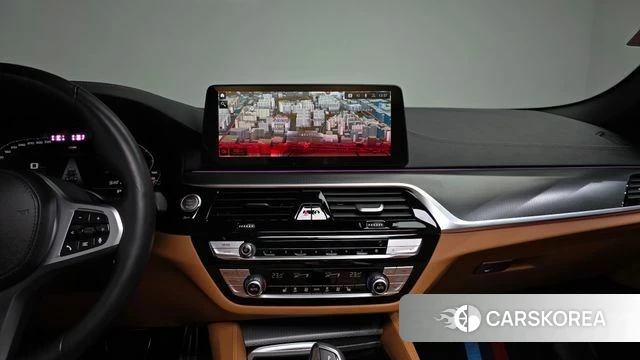 BMW 5 Series (G30) 2022 Серебристо-серый из Кореи, фото 4