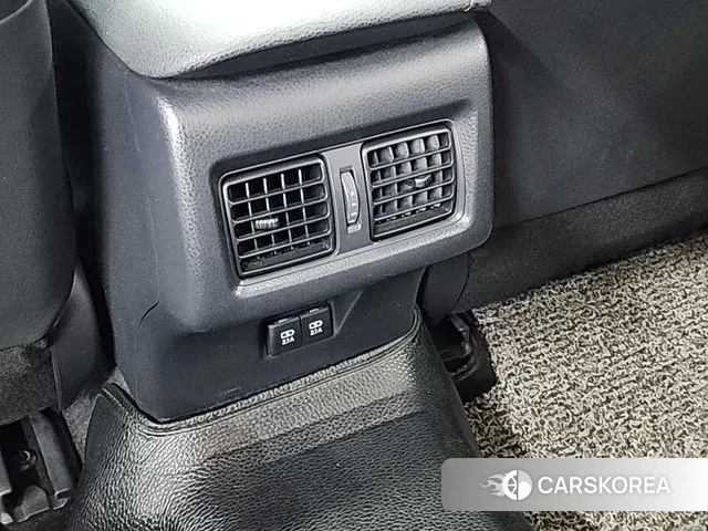 Toyota Camry (XV70) 2018 Белый из Кореи, фото 4