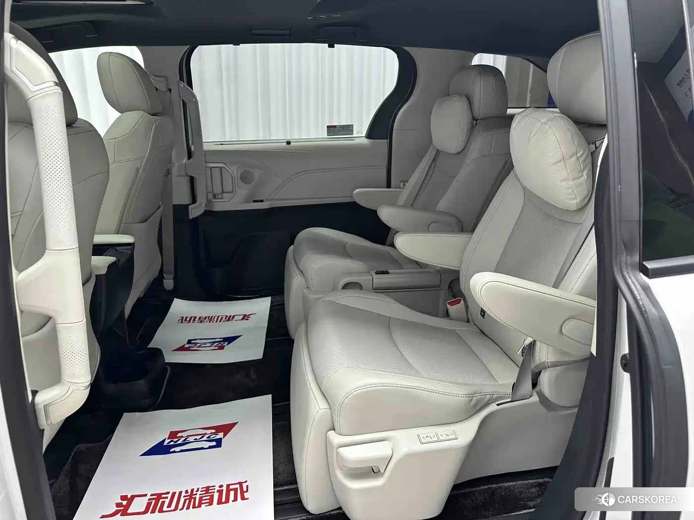 Toyota Sienna 2025 Белый из Китая, фото 4