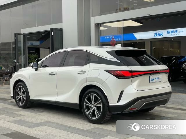 Lexus RX 2024 Белый из Китая, фото 4