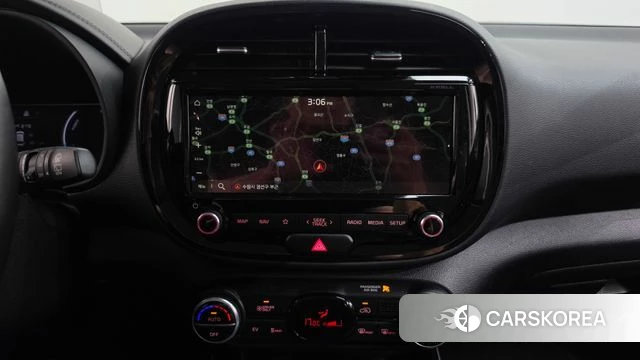 Kia Soul Booster EV 2019 Белый из Кореи, фото 4