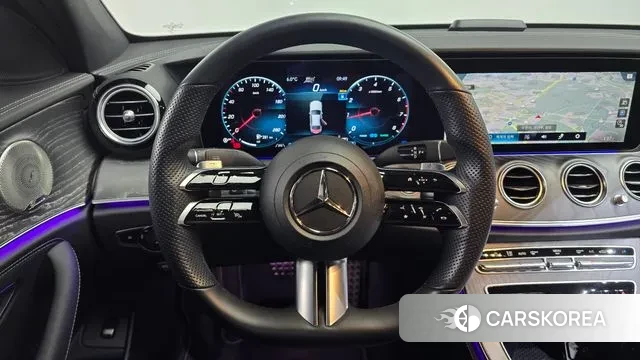 Mercedes-Benz E-Class W213 2022 Белый из Кореи, фото 4