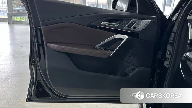 BMW X1 (U11) 2025 Черный из Кореи, фото 4