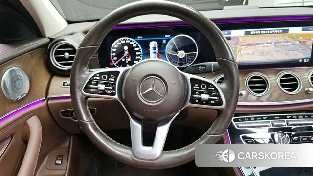 Mercedes-Benz E-Class W213 2019 Белый из Кореи, фото 4