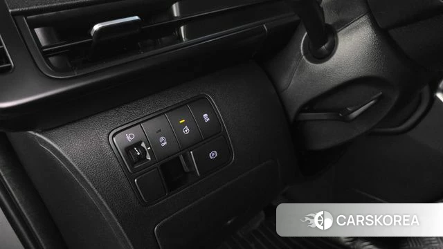 Hyundai Staria 2021 Серебряный из Кореи, фото 4