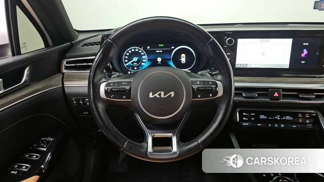 Kia K5 3rd generation 2022 Белый из Кореи, фото 4