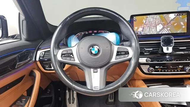 BMW 5 Series (G30) 2021 Белый из Кореи, фото 4