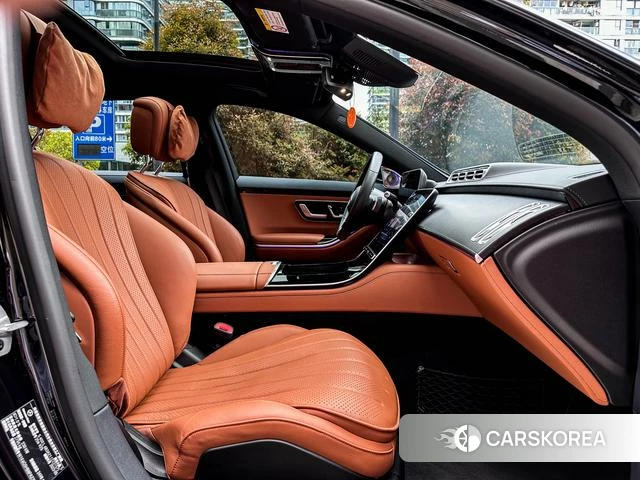 Mercedes-Benz S-class 2024 Черный из Китая, фото 4
