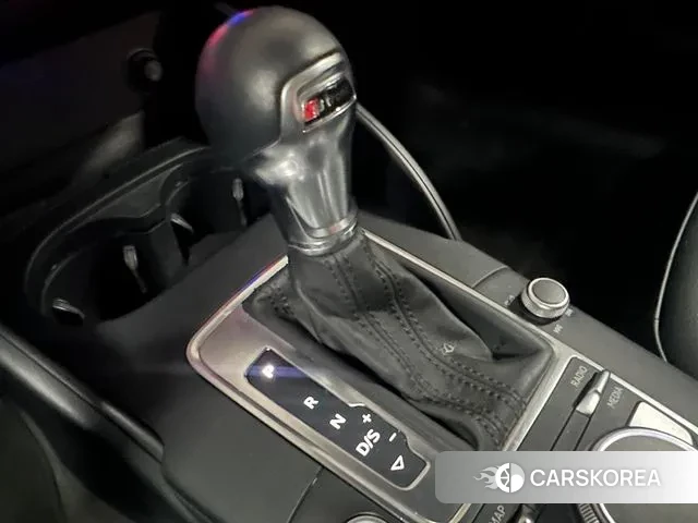 Audi New A3 2018 Черный из Кореи, фото 4