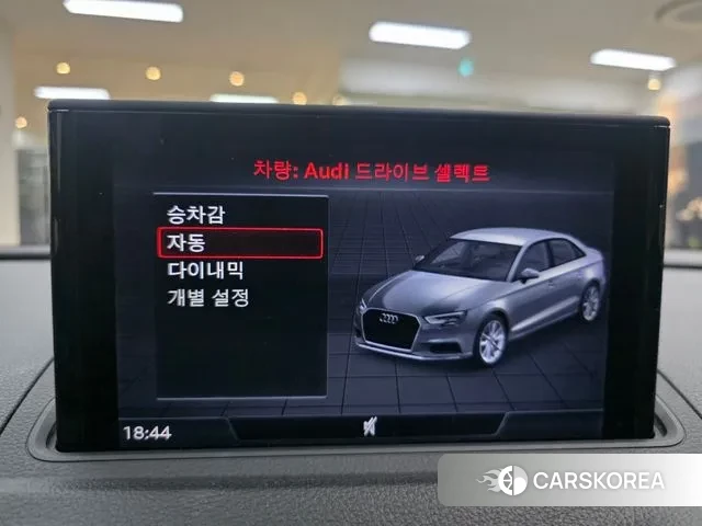 Audi New A3 2019 Белый из Кореи, фото 4