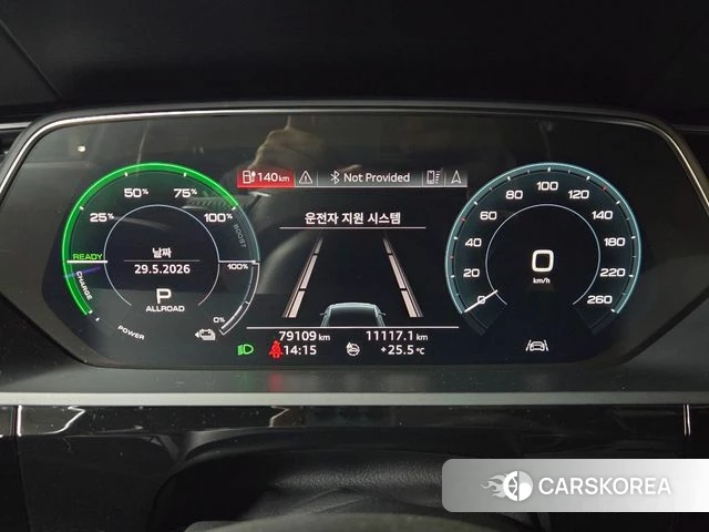 Audi e-Tron 2020 Черный из Кореи, фото 4
