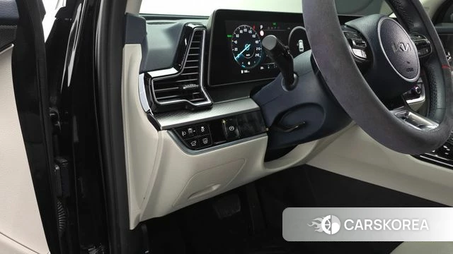 Kia Sportage 5th Generation Hybrid 2022 Черный из Кореи, фото 4