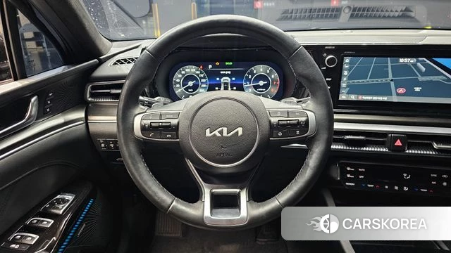 Kia K5 3rd generation 2023 Черный из Кореи, фото 4