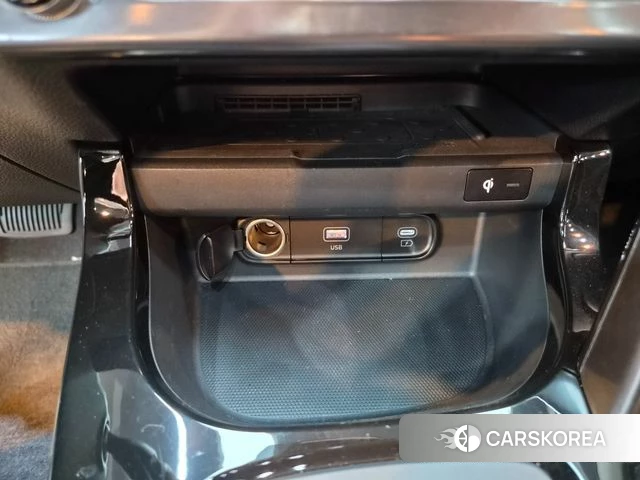 Kia The New Seltos 2024 Белый из Кореи, фото 4