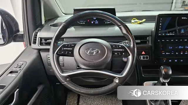 Hyundai Staria 2023 Серый из Кореи, фото 4