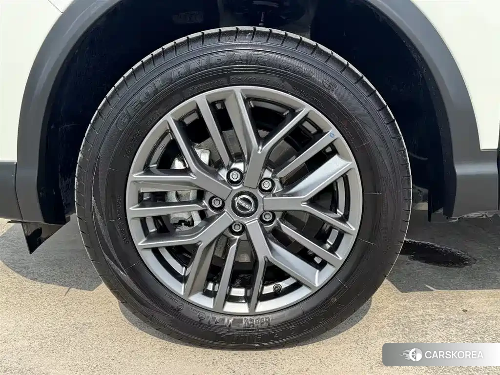 Nissan Qashqai 2025 Белый из Китая, фото 4