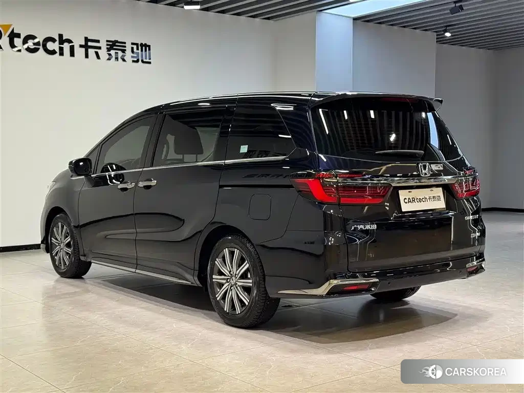 Honda Odyssey 2026 Синий из Китая, фото 4