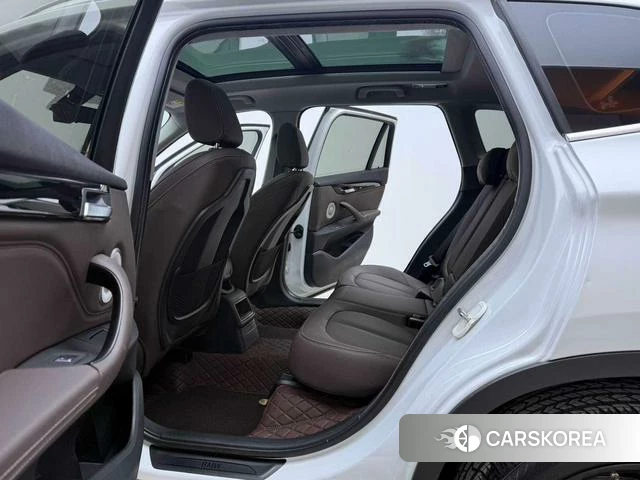 BMW X1 2021 Белый из Китая, фото 4